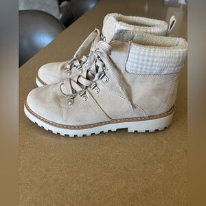 Sonoma Cream suede hiking boots with Ortholite cushion soles, clean, sz.8